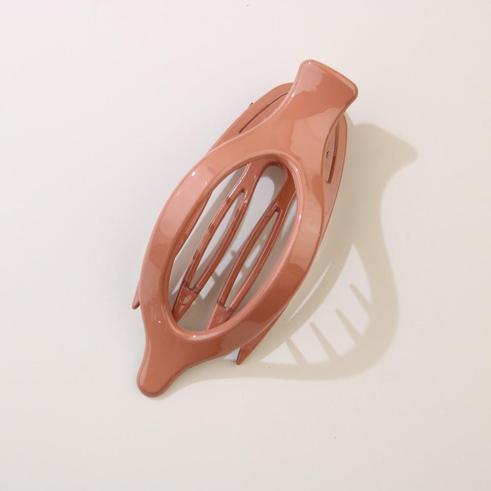 Large Round Duckbill Hair Clip with Strong Grip and Bendable Teeth - Hair Accessory