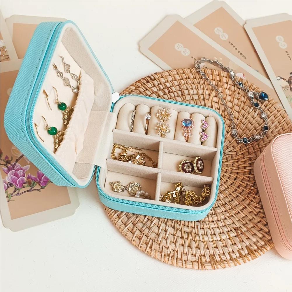 Mini-Schmuck-Aufbewahrungsbox, tragbar, für Zuhause, Reisen, Ohrringe, Halskette, Aufbewahrungsbox für Frauen, Ring-Organizer, PU-Leder-Vitrine