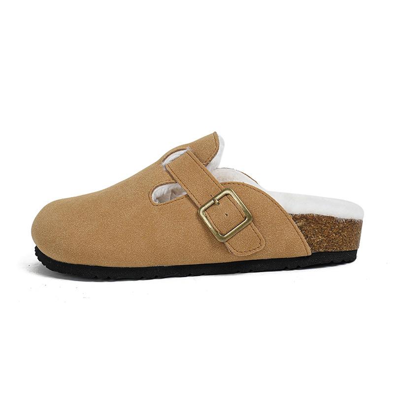 Su Yin's family has the same velvet cotton slippers, and the new winter models wear a pedal of fluffy slippers, women's bag head and half-drag cott