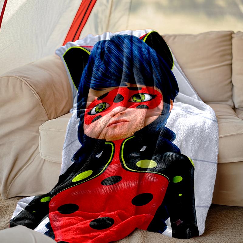 1pc Snug Ladybug Blanket, Lightweight & Durable Print Blanket, Perfect for Home, Couch, Bed, Picnic, Travel, Office