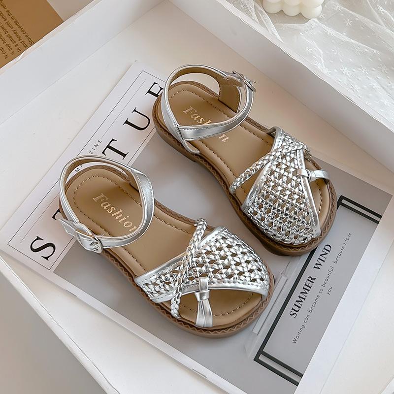 Children's woven hollow sandals2026Summer girls' woven sandals for toddlers, young and older children, open-toed princess solid color sandals