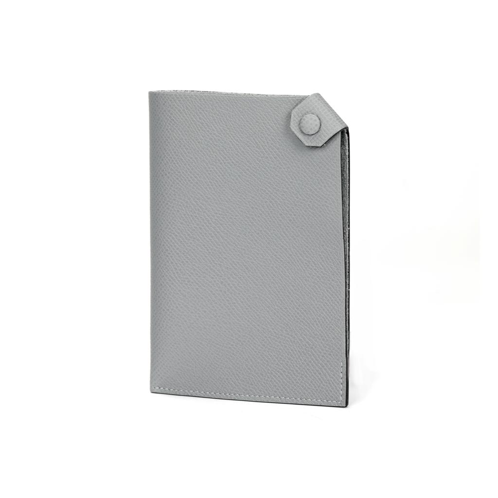 Hermes Tarmac 10 Silver Buckle Epsom Calfskin Passport Holder Men accessories Gray H057946CKP0