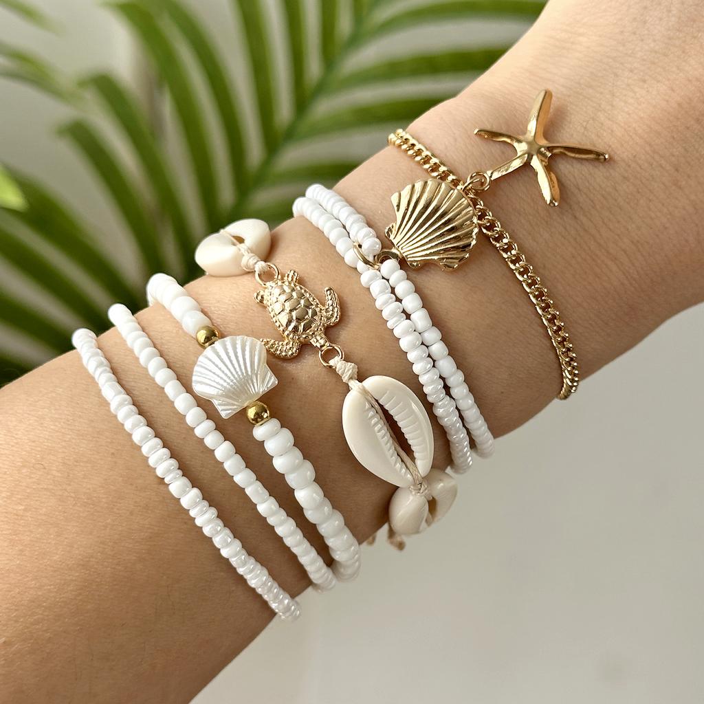 Classic Metal Starfish Shell Multilayer Bracelets Set for Women Handmade Rice Beaded Stackable Bracelets Vacation Jewelry Gift