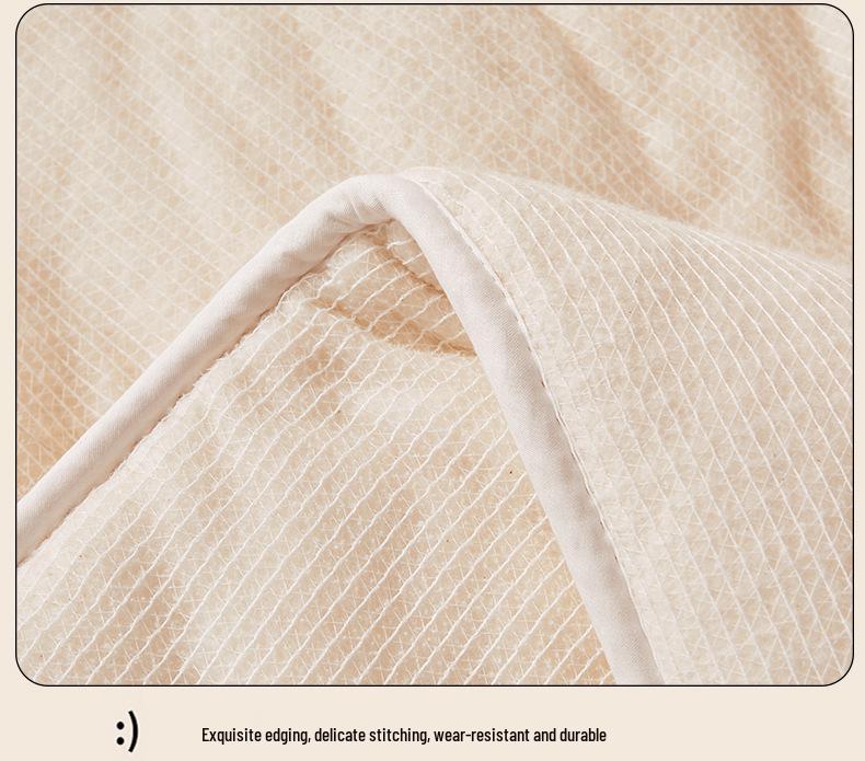 Xinjiang Cotton Thickened Quilt Batting for Autumn/Winter - Warm, Single, and Cozy Mattress Pad.