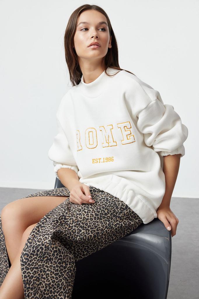 Women's Fashionable Stylish Sweatshirt Green Embroidery Detailed Oversize Wide Fit Knitted Sweatshirt