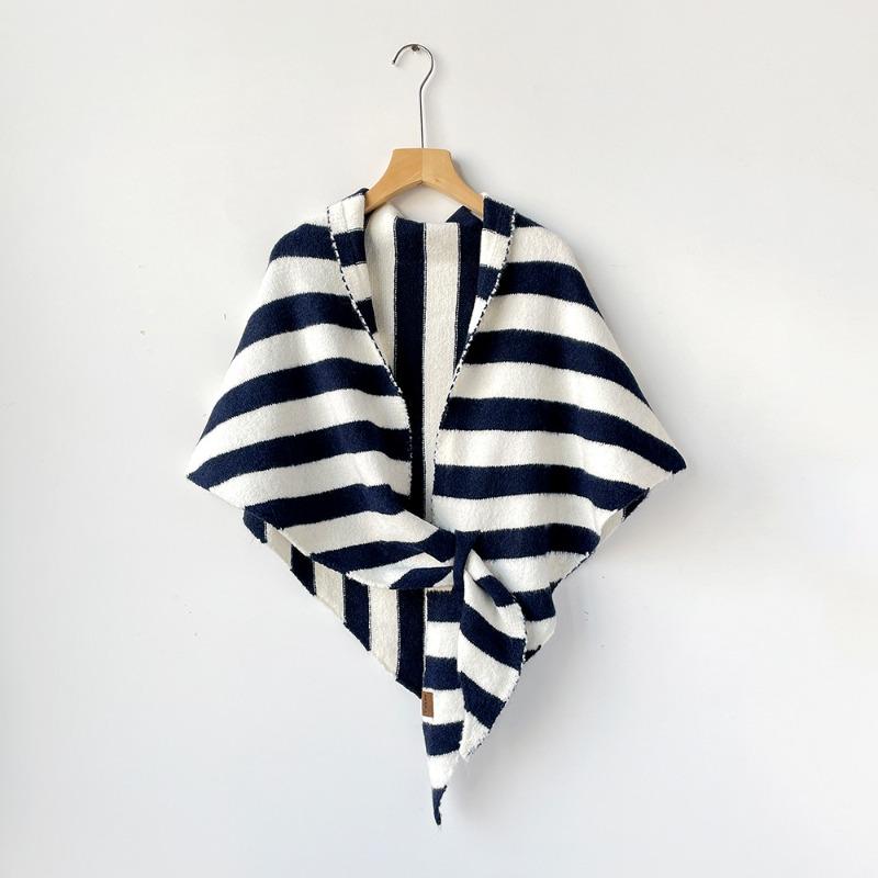 Lazy elegant celebrity shawl knitted triangular scarf women's autumn and winter neck protection warm scarf solid color shawl air-conditioned room