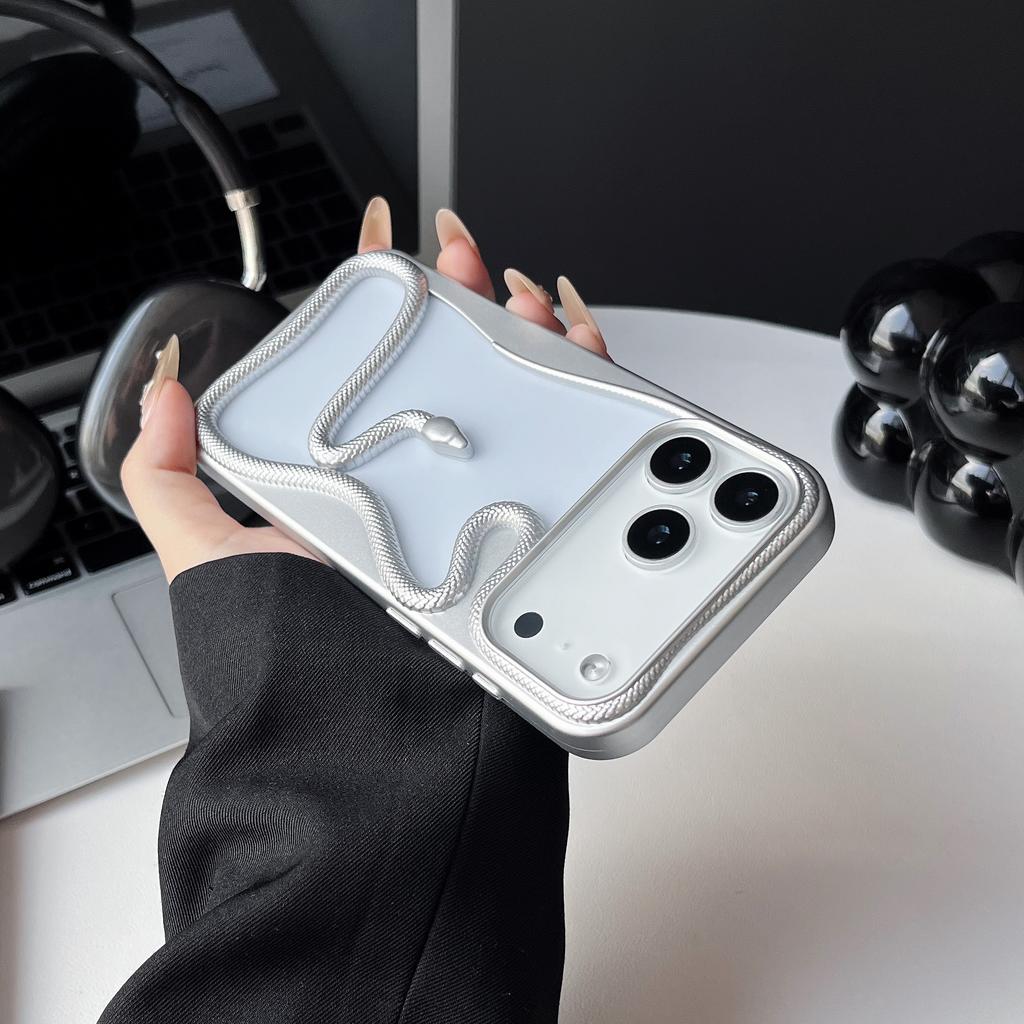 Matte 3D Hollow Snake Soft Phone Case For iPhone 17 Air 16 11 12 13 14 15 Pro Max Plus Plating Heat Dissipation Cover Funda