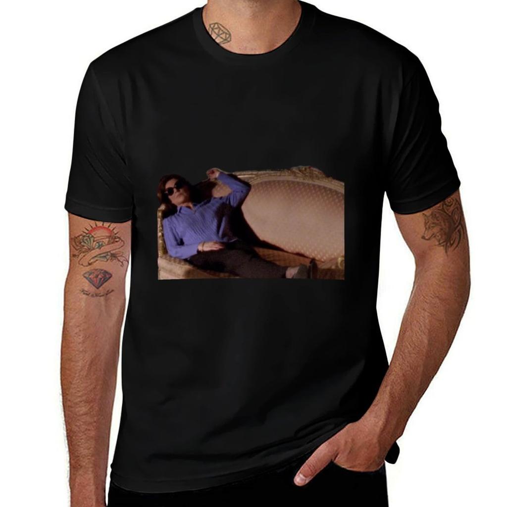 Emily Gilmore Meme Tshirt Black Cotton Tshirt Plain For Unisex Package Unisex T Shirt Summer T Shirts With Prints Tshirt