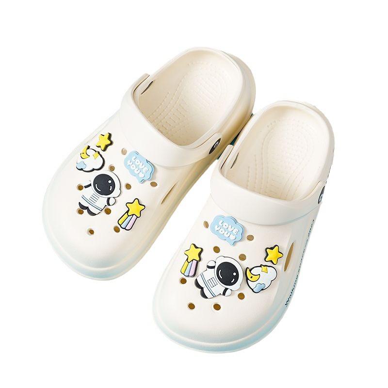 Children's Astronaut Hole Shoes, Boys, Middle-aged and Older Children Wear Non-slip Thick-soled Beach Shoes In Summer, Baby Cute Indoor