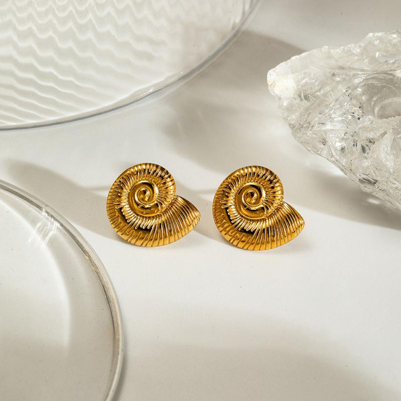 Bohemian Stainless Steel Conch Stud Earrings for Women Temperament Classic No Fading Earrings New Trend Beach Party Jewelry Gift