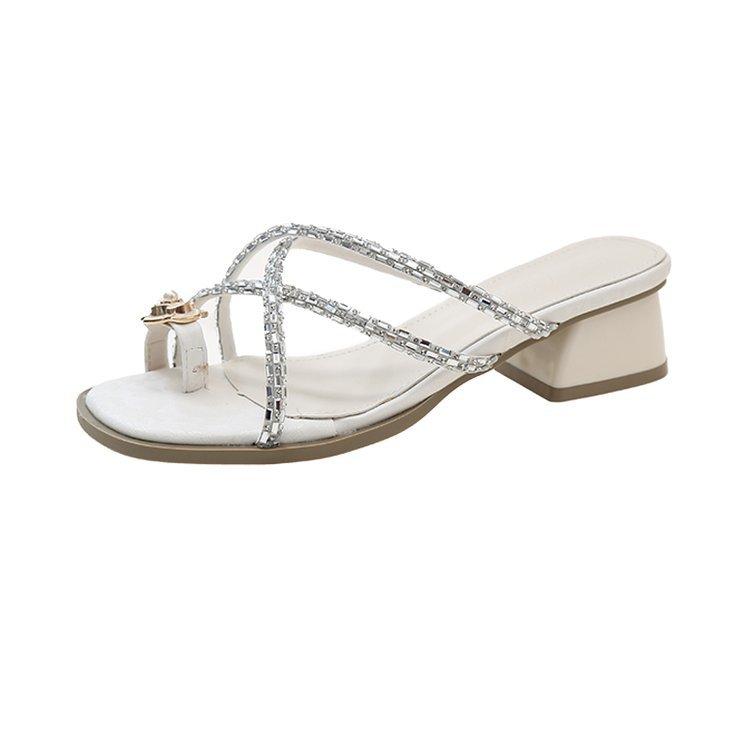 

French thick heel fashion slippers women s summer wear 2024 new rhinestone cool slippers versatile toe Roman sandals 40