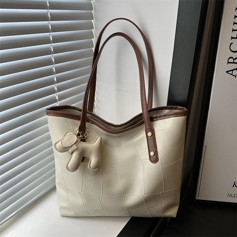 

Жіноча замшева сумка-тоут з кольоровими блоками Весна/Літо 2025: Універсальна плечова сумка великої місткості кавовий