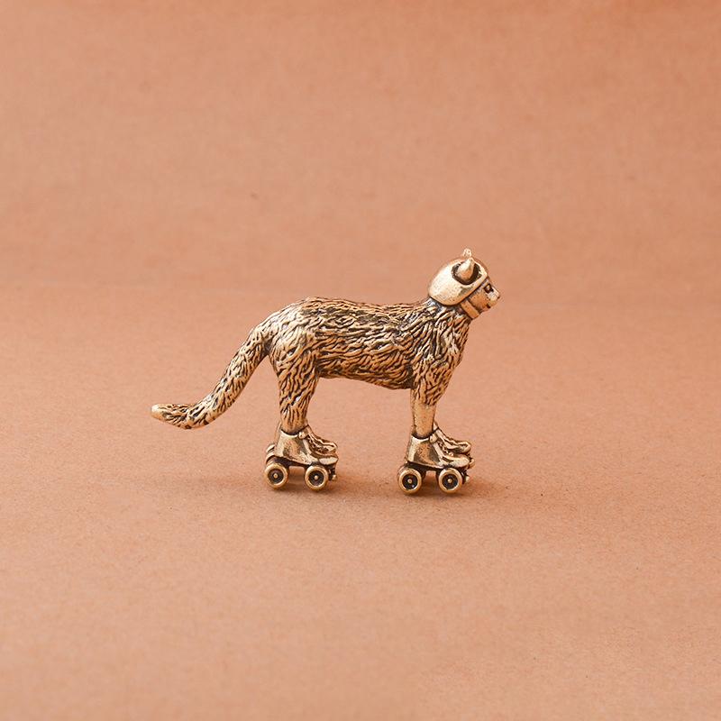 Brass Distressed Ski Cat Figurine Miniature Tea Pet Craft Desktop Small Ornament Animal Home Decor Accessories Children Gift