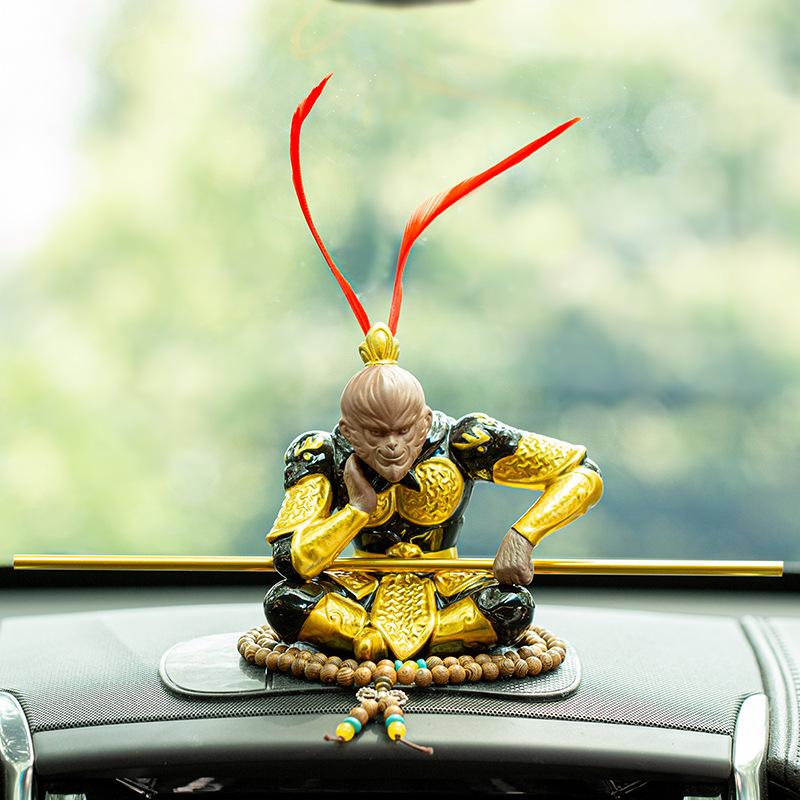 Creative Dou Defeats Buddha Car Decoration, Qi Tian Da Sheng, Sun Wukong Monkey, Personalized Car Decoration