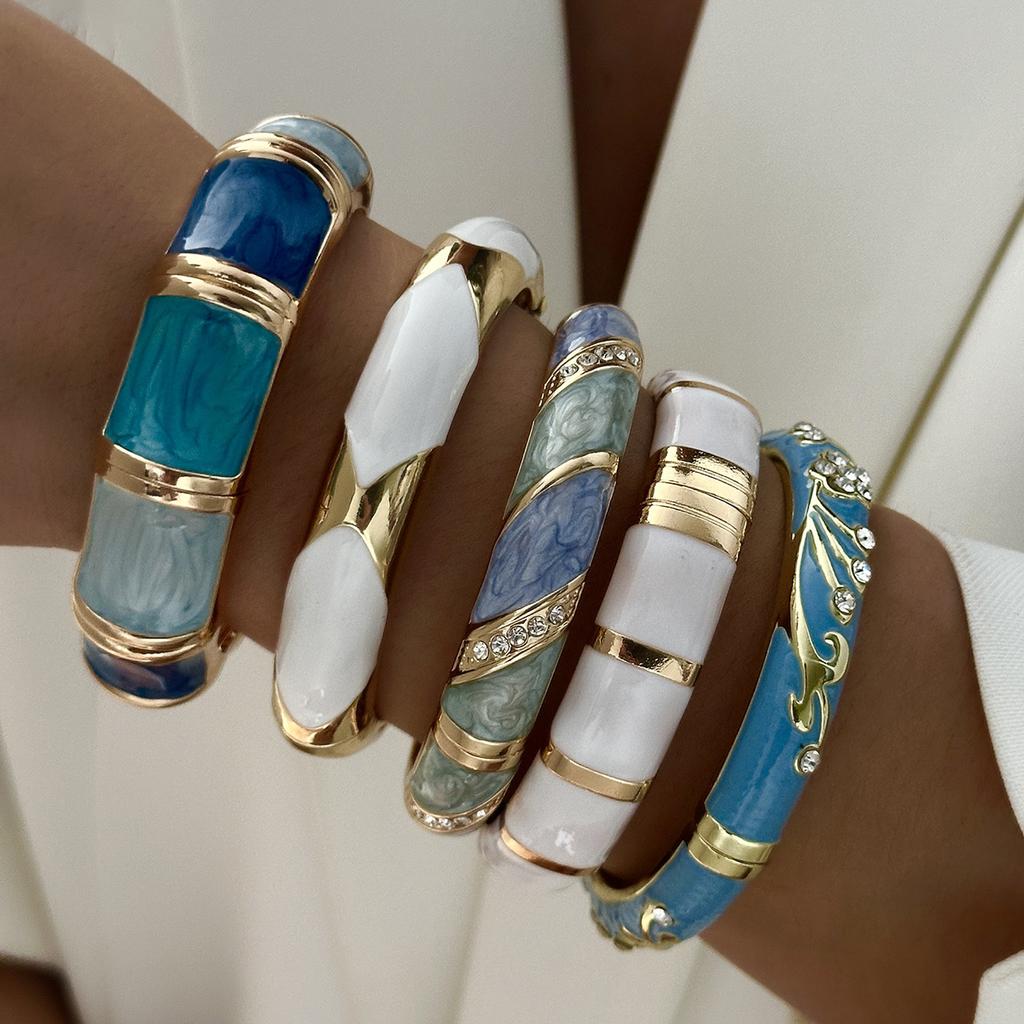 Vintage Punk Enamel Dripping Oil Cuff Bangles For Women Floral Rhinestone Exaggerated Geometric Bracelet Party Aesthetic Jewelry
