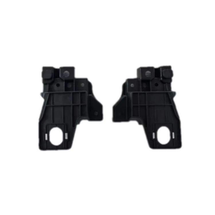 LR168991 and LR168992 fog light cover holders fit the 2023 Land Rover Range Rover Sport.