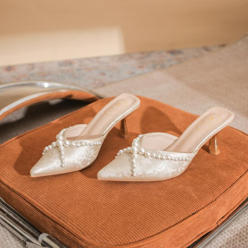 6658-15 pointed thin heels high heels 2025 new summer pearl diamonds are not tired of empty sandals