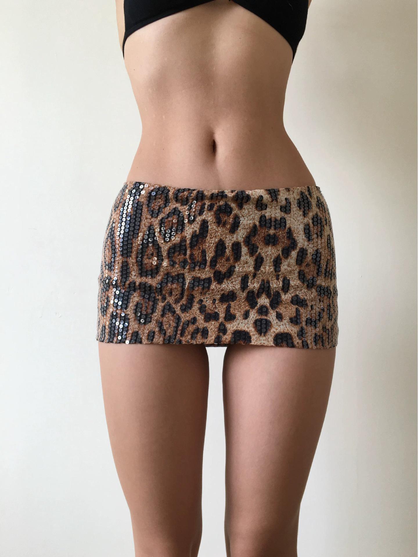 

2025 Высококлассный женский жилет-халтер с пайетками и леопардовым принтом без спины S