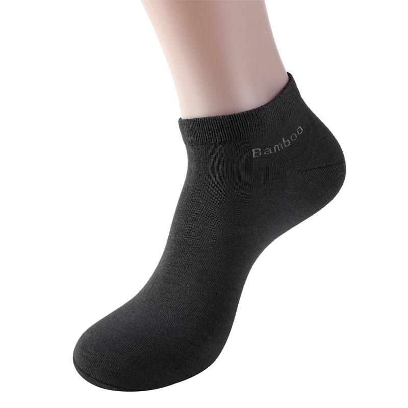 Men's Bamboo Fiber Sweat-Absorbent Short Socks for Spring and Summer