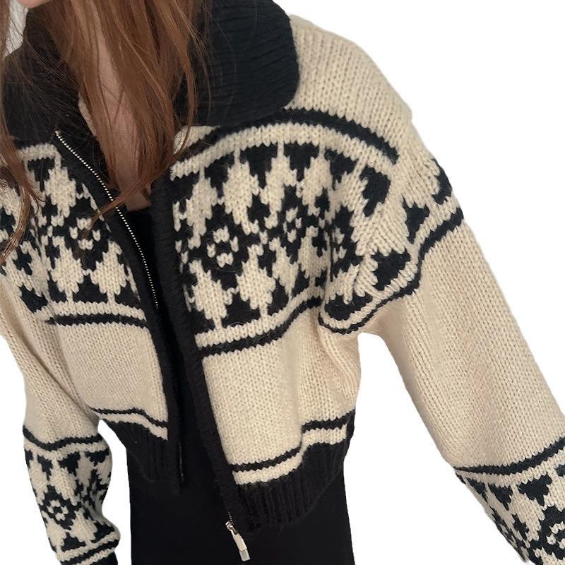 Autumn and winter new casual lazy wind contrasting color jacquard zipper sweater thick coat for women