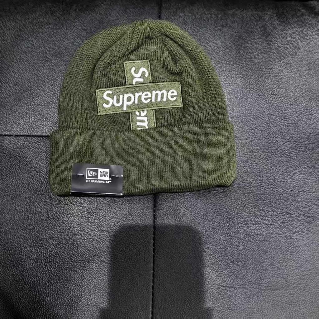 Trendy Versatile Knitted Wool Beanie for Men & Women