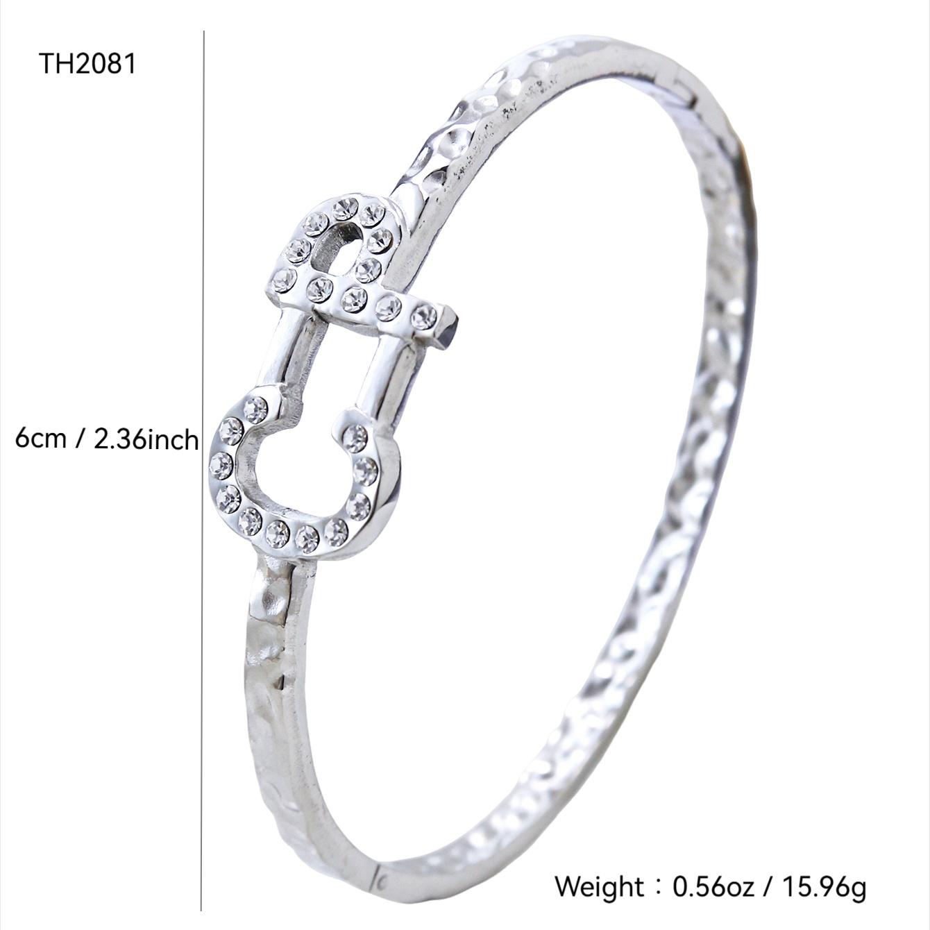 

Модный простой премиальный браслет из нержавеющей стали с 18-каратным золотым покрытием и бриллиантами в виде букв C и P для женщин