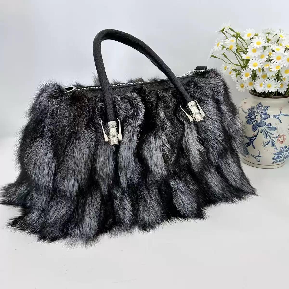 

Winter Fox Fur Bag Women s Bag Fashion Handbag Ladies Bags Purses Women Shoulder Bag Real Silver Fox Fur Messenger Bags