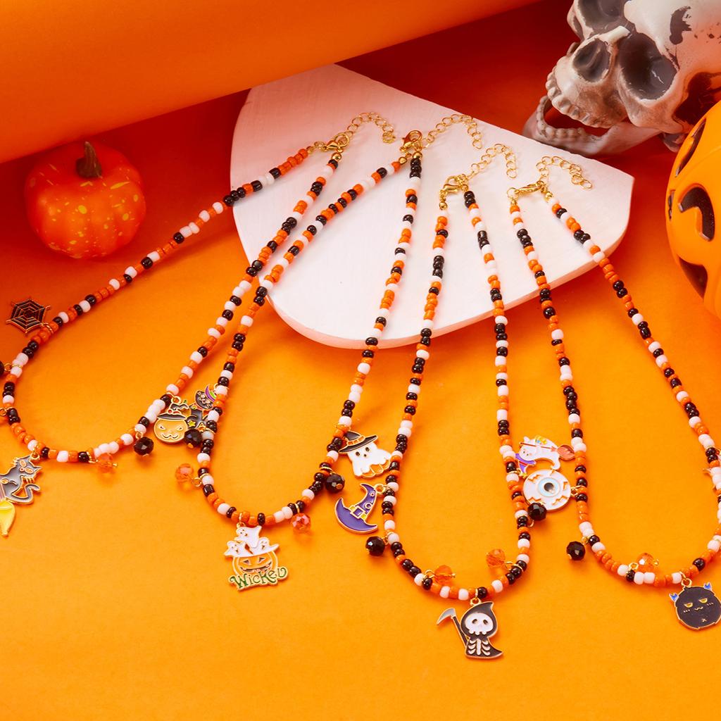 Festive Halloweens Necklace Featuring Spiders Designs Alloy Chain With Crystals Embellishments for Costume Accessories