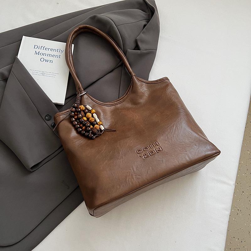 Retro Bag Women's Large-capacity New Autumn Fashionable Simple Shoulder Bag Casual Fashion Commuter Tote Bag