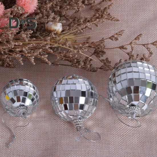 Silverspegel Discokula Ornament Reflekterande Hängande Discokula Dekorationer för 70-tals Retro Fest Jul Födelsedagar Tillbehör