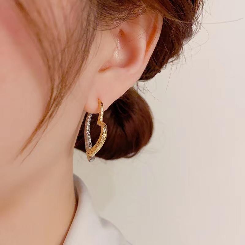 111 Silver Needle Gold and Silver Contrasting Color Cross Love Earrings Female, Niche Design High-end Fashion Fringed Stud Earrings