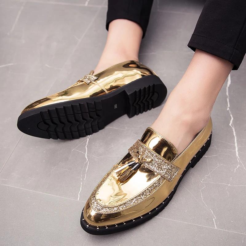 Fashion Patent Leather Shoes For Men Formal Men Classic Coiffeur Italian Tassel Loafers Men Party Shoes Wedding Club Dress Shoes