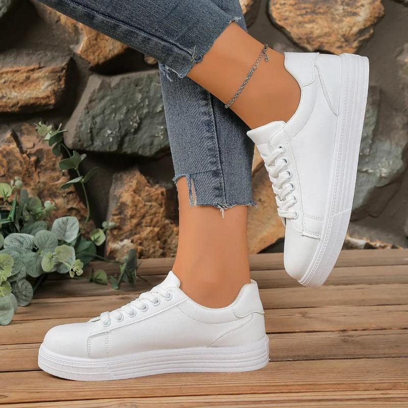 Women's fashiable board shoes, women's soft soled lightweight, sports outdoor shoes, women's skateboard shoes