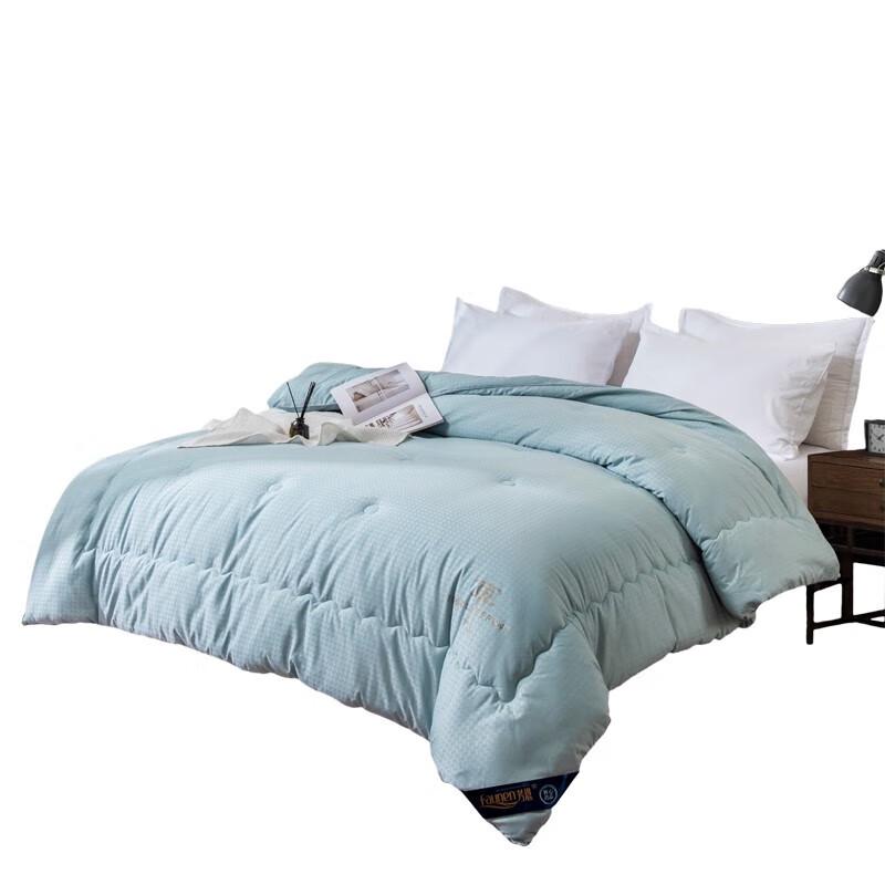 

Faunen Satin Jacquard Winter Duvet