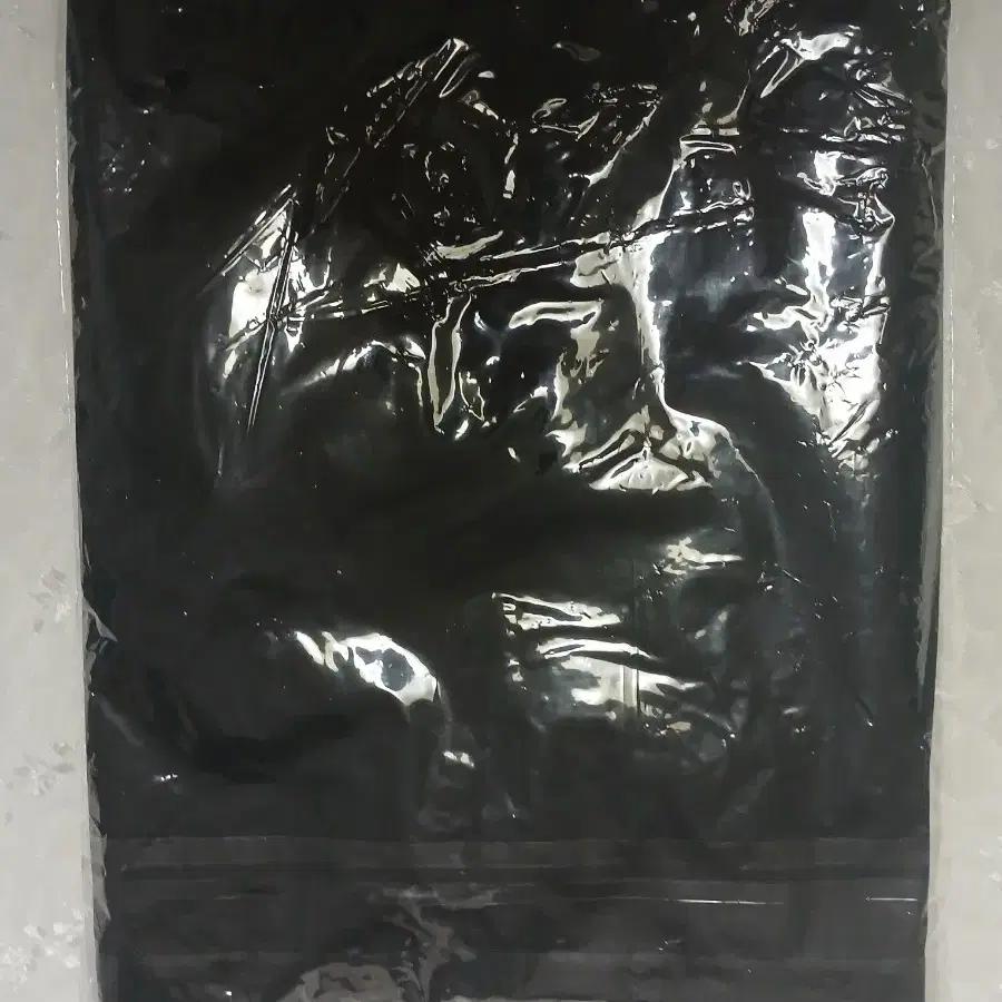 Hebi John Kafka T-shirt