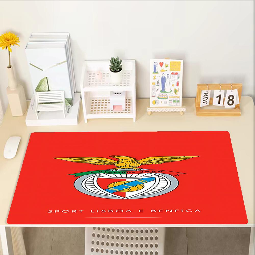 S.L. Benfica Thema Mauspads, Rutschfeste Gummiunterseite, Multifunktionales Büro- & Heimdekor, Perfekt für die Personalisierung des Arbeitsplatzes.