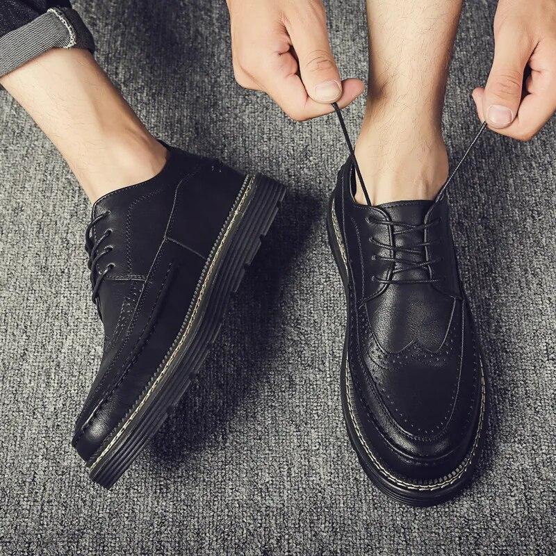 100% Genuine Leather Shoes Fashion Brogues Flat Thick Sole Male Footwear Pure Black Casual Mens Shoes