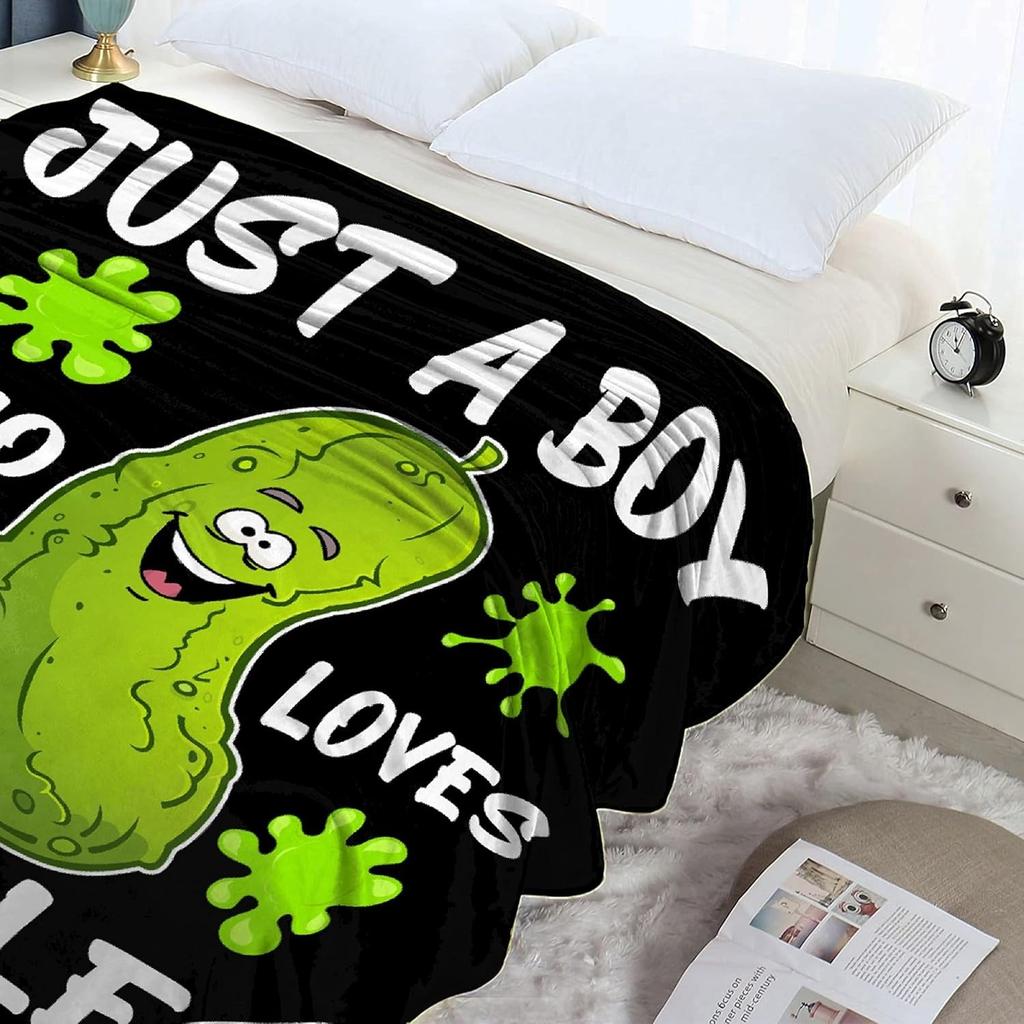Boy Who Loves Pickles Blanket Cute Pickle Pattern Throw Blanket for Kids Boys Cozy Soft Blanket for Sofa Bed Couch Perfect Gift