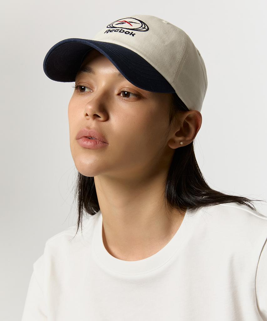 Reebok Circle Logo Ball Cap - Off-White