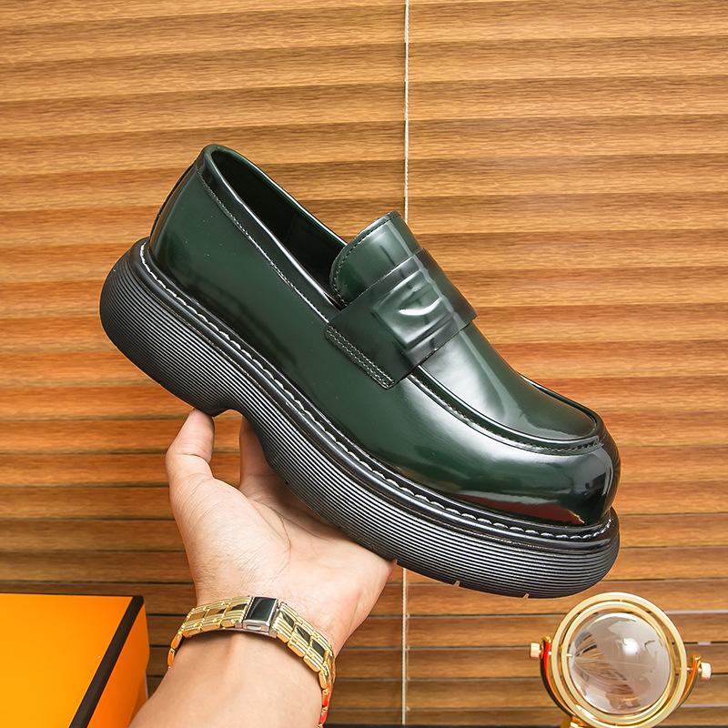New leather shoes business dress men's shoes British glossy leather shoes heightening casual platform shoes fringed loafers