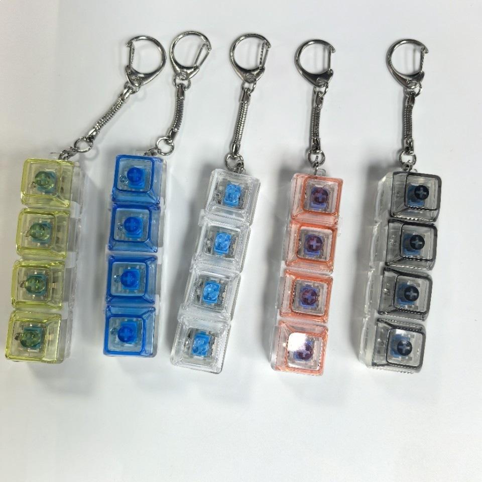 4-Key Russian Strip Popular Mechanical Keyboard Combination Shaft Tester Decompression Toy Keychain Bag Pendant