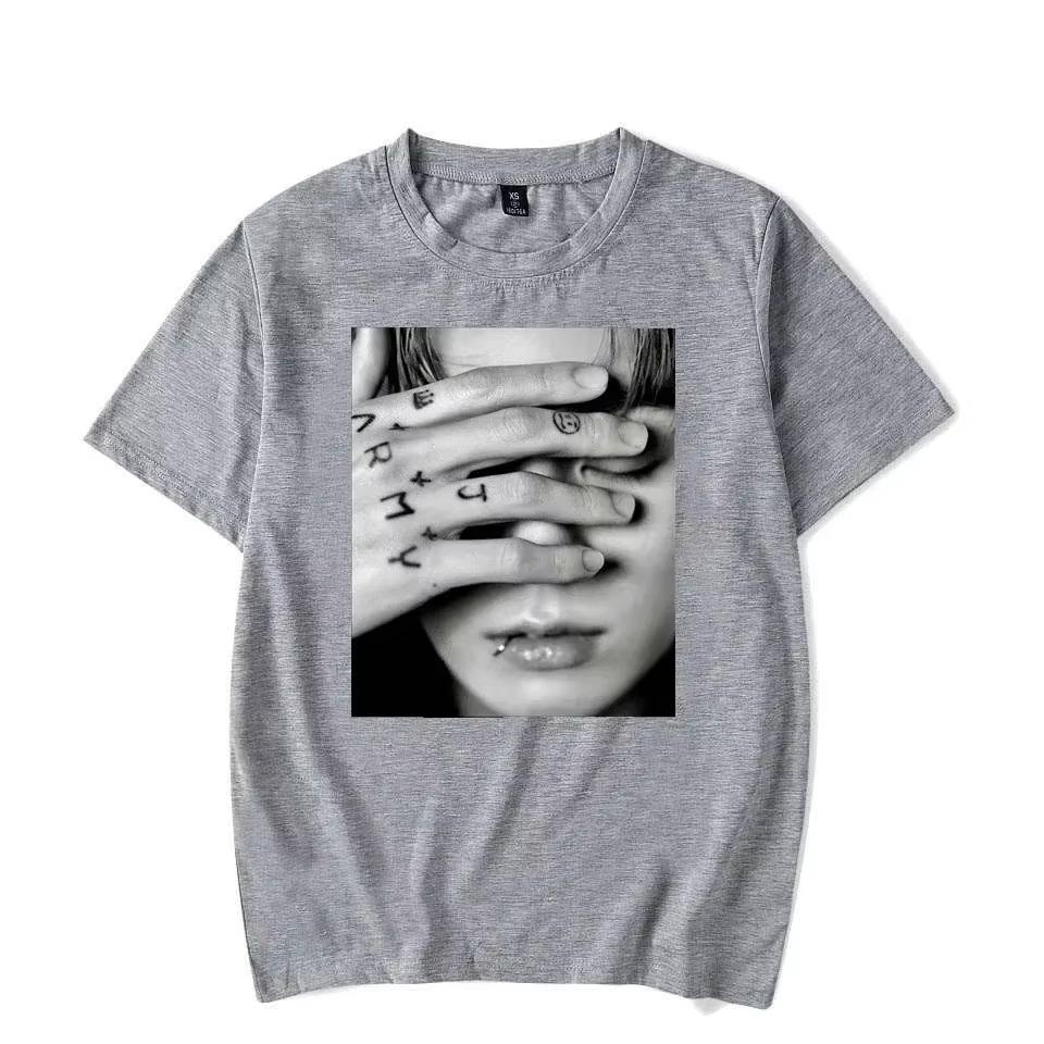 Vintage T-Shirt Jungkook Graphic  Oversized Tops Gothic Men's and Women's  T-Shirt Kpop Aesthetic Goth Fashion Streetwear