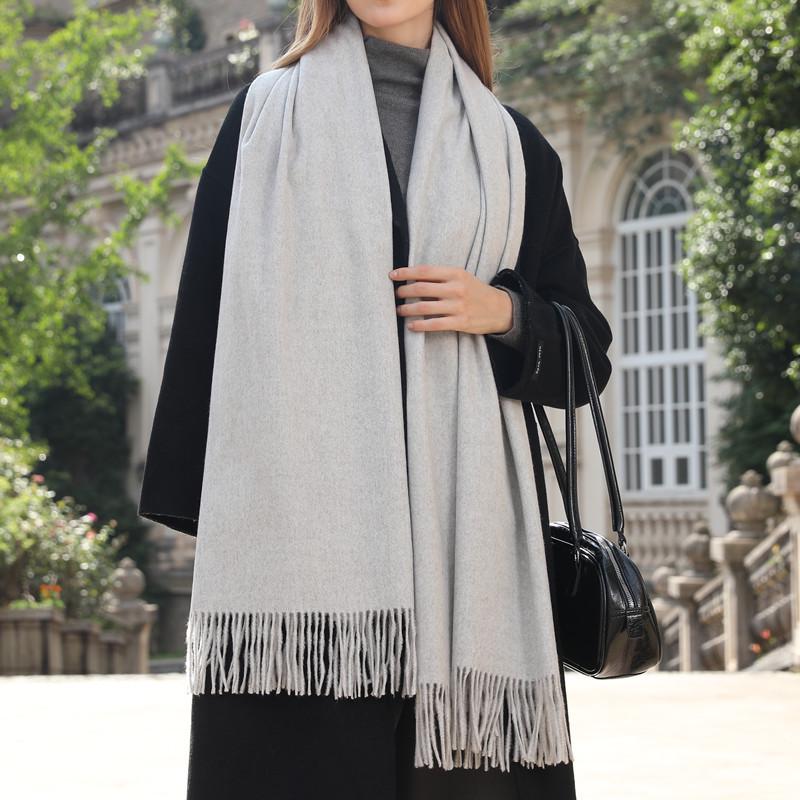 High-End Women's White Cashmere Wool Scarf Shawl - Winter 2025 Collection