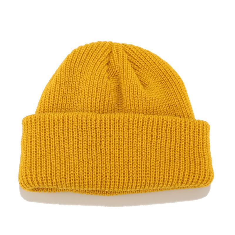 Plain Color Beanie For Men And Women With Soft Warmth And Urban Look