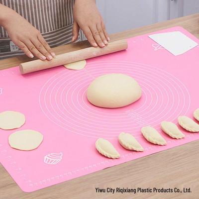 Thickened Food-Grade Silicone Kneading and Baking Mat - Multifunctional Kitchen Cutting and Rolling Mat