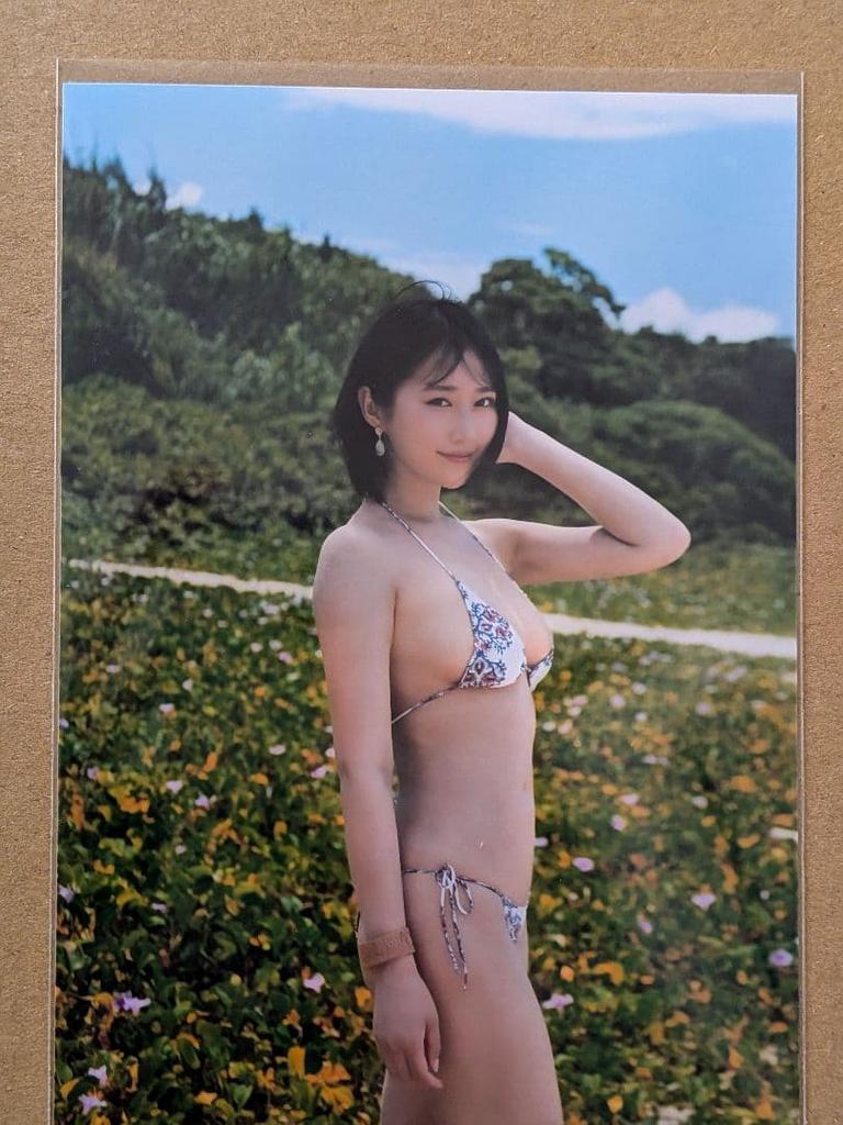 [USED] Kawase Moe 2nd DVD Bonus 10 Photos, 1 Autographed