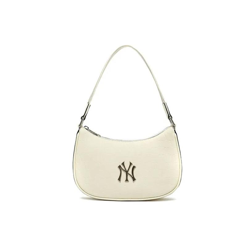 MLB [Customized bag] MONOGRAM series New York Yankees one-shoulder retro old flower all-over lettering metal logo artificial Cream white (package)