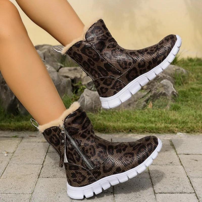 Fashion Winter New Flat Shoes Women's Fashion Round Head Side Zipper Snake Soft Sole Anti-slip Wear-resistant Short Boots