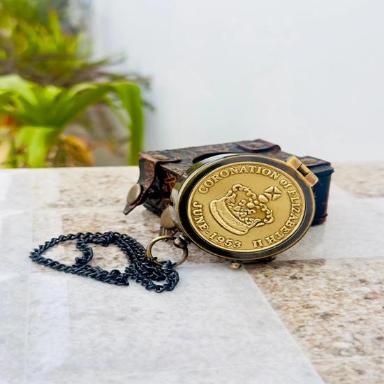5.08 Cm Brass Engraved Compass with Leather Case Gift for Traveler, Christmas Gift Compass, Anniversary, Gift for Him, Gift for My Son