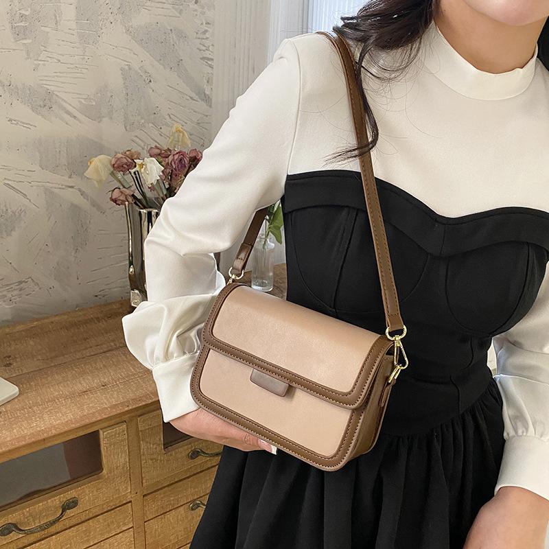 2025 New High-end Simple Retro Fashion Messenger Bag Women's Bag Shoulder Bag Versatile Foreign Style Internet Celebrity Small Square Bag